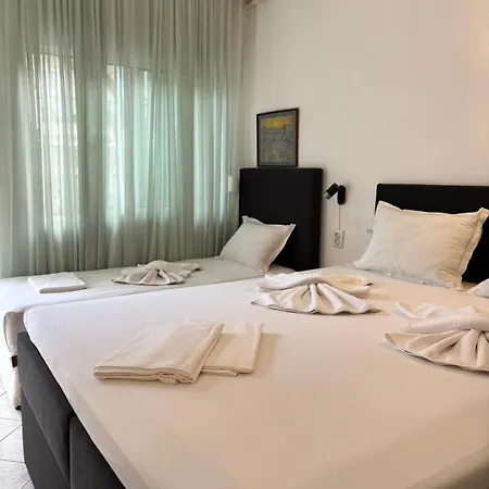 Anna Maria Hotel *