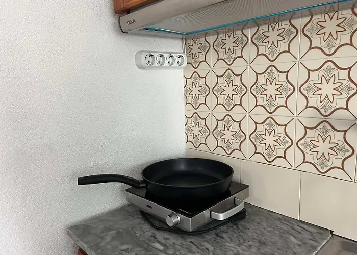 Ξενοδοχείο Anna Maria *