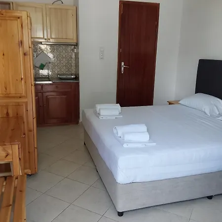 Anna Maria * بوتوس