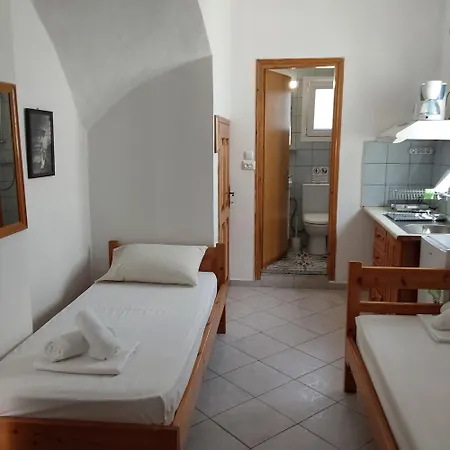 Anna Maria Hotel *
